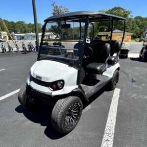 Pre-Owned 2022 E-Z-GO Liberty ELiTE Lithium Bright White