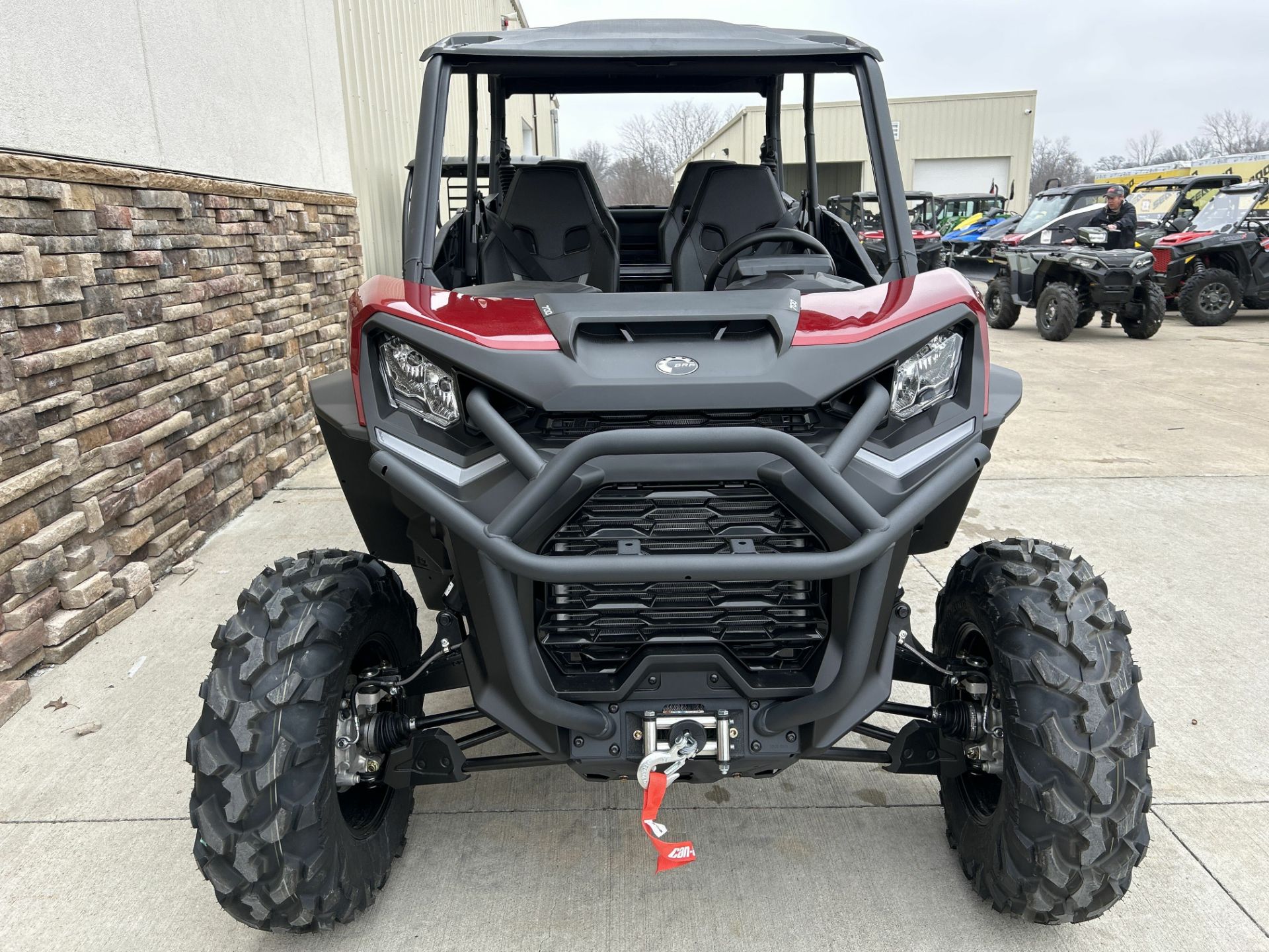 New 2024 Can-Am Commander MAX XT 700 - Image 5