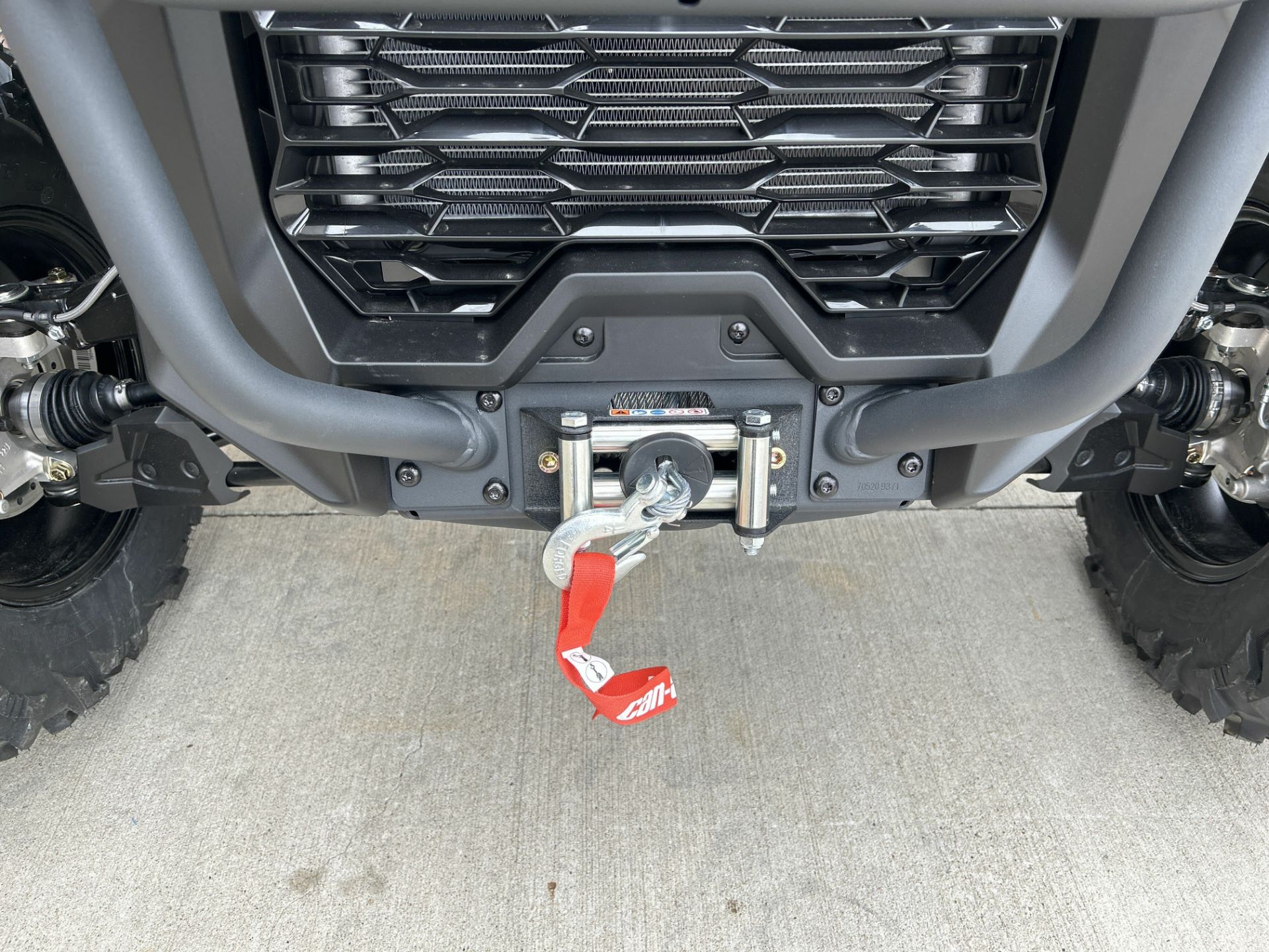 New 2024 Can-Am Commander MAX XT 700 - Image 6