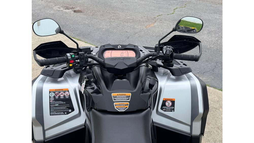 Pre-Owned 2024 Can-Am OUTLANDER 850 MAX XT-P - Image 12