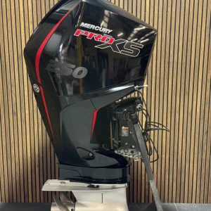 Mercury F250 Pro XS V8 Outboard