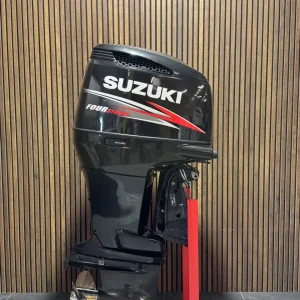 Suzuki DF200 V6 Outboard Motor