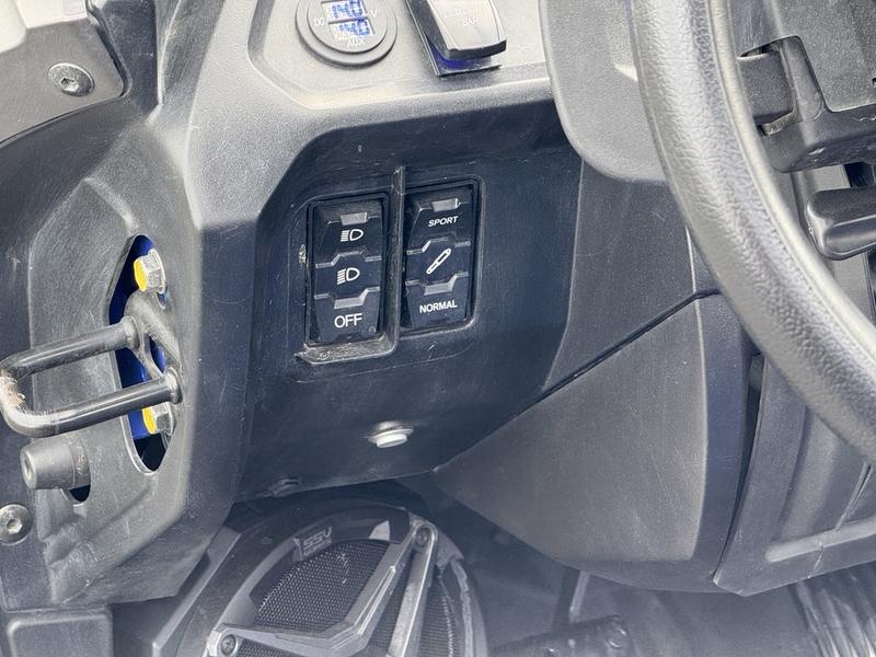 Pre-Owned 2021 Honda® Talon 1000R FOX Live Valve - Image 24