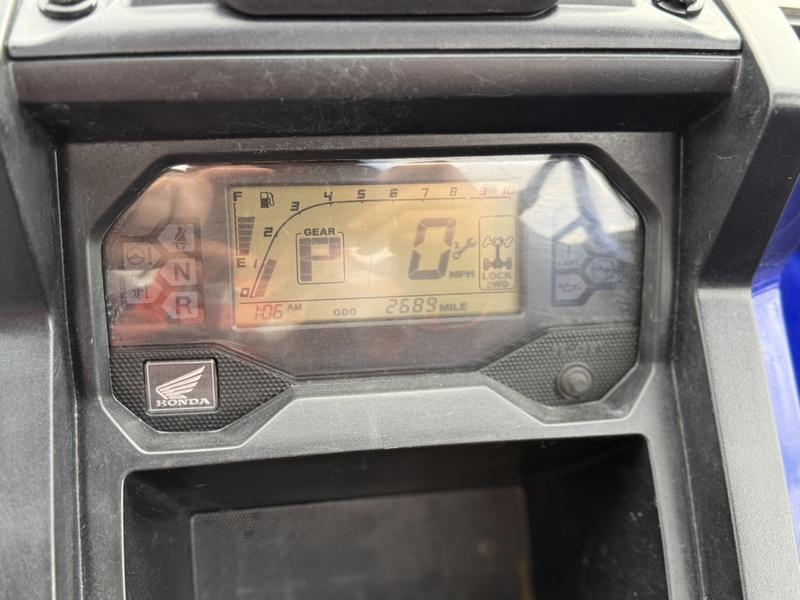 Pre-Owned 2021 Honda® Talon 1000R FOX Live Valve - Image 25