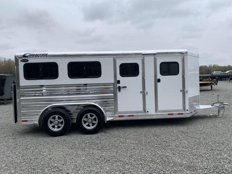 2020 19' CIMARRON BUMPER PULL 6 PEN STOCK TRAILER - Image 17