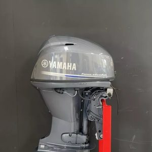 Yamaha 40 HP EFI 4 Stroke Outboard