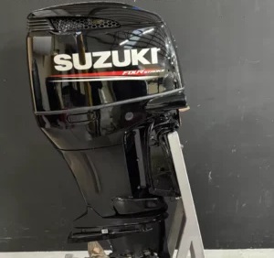 Suzuki 200 HP EFI V6 Outboard Motor