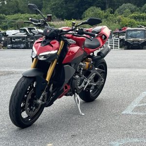 2025 Ducati Streetfighter V2 S – Naked Sport Motorcycle